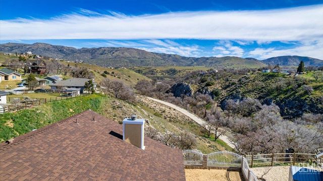 20012 Bald Mountain Drive, Tehachapi, CA 93561