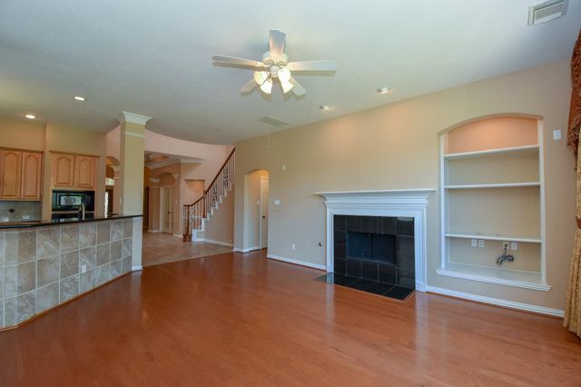 14207 Ashmore Reef Court, Sugar Land, TX 77498