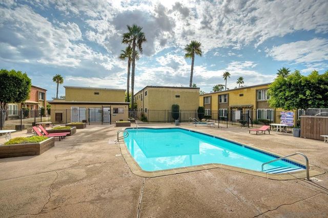 1653 Pentecost Way 12, San Diego, CA 92105