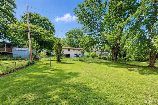 7018 Midwood Avenue, Hazelwood, MO 63042