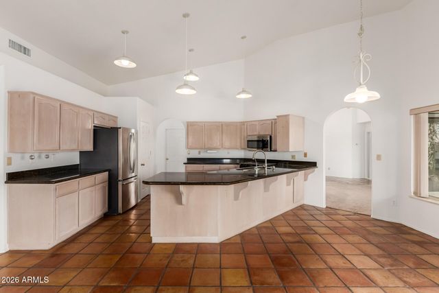 8517 N KILLDEER Place, Casa Grande, AZ 85194