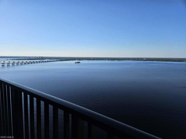 2797 1st ST # 2002, Fort Myers, FL 33916