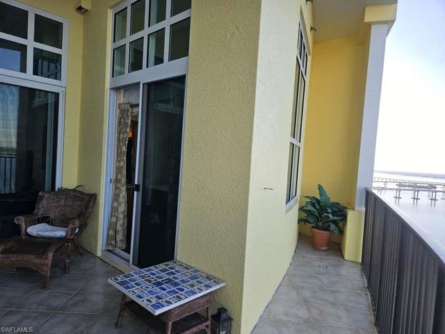 2797 1st ST # 2002, Fort Myers, FL 33916