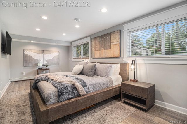 16643 Whitby Street, Livonia, MI 48154