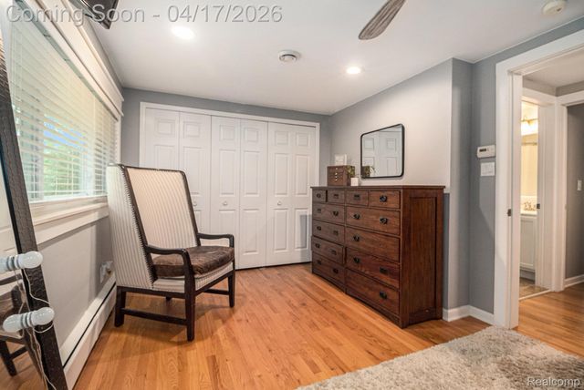 16643 Whitby Street, Livonia, MI 48154