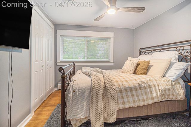 16643 Whitby Street, Livonia, MI 48154