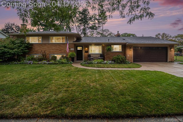 16643 Whitby Street, Livonia, MI 48154