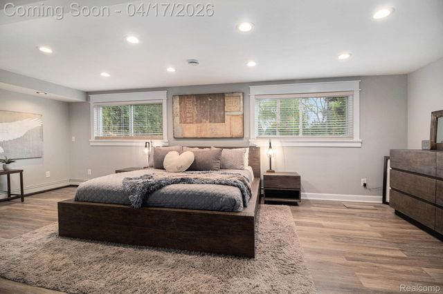 16643 Whitby Street, Livonia, MI 48154