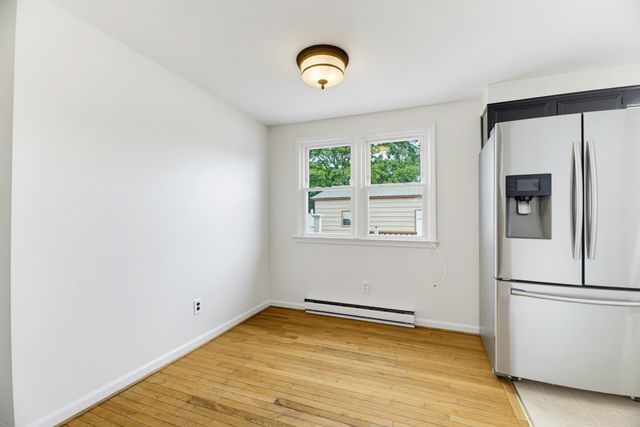 5834 BROAD ST, Mt Jackson, VA 22842