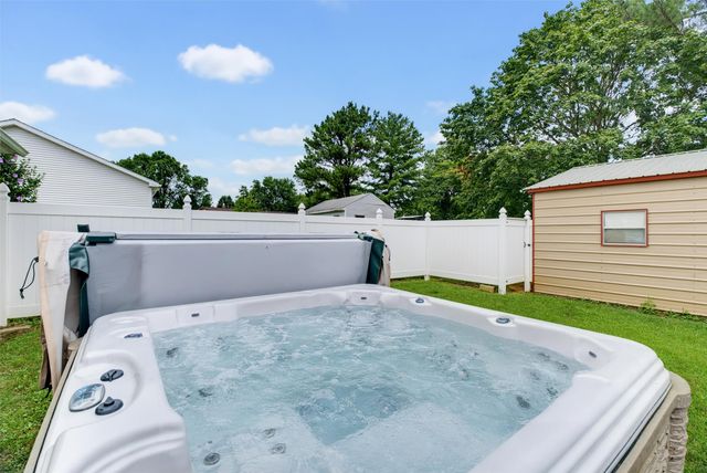 5834 BROAD ST, Mt Jackson, VA 22842