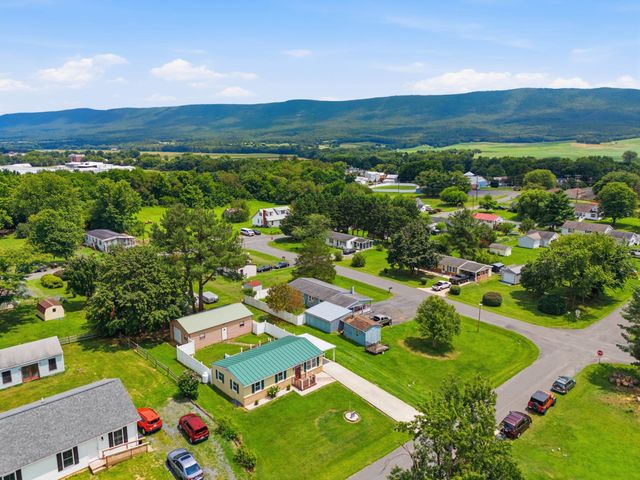 5834 BROAD ST, Mt Jackson, VA 22842