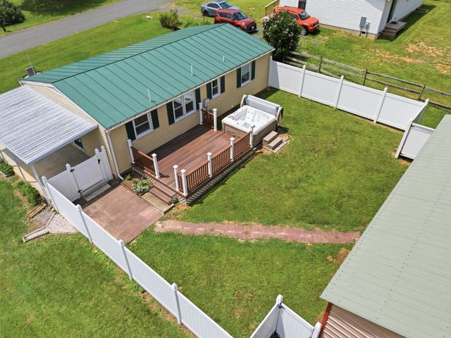 5834 BROAD ST, Mt Jackson, VA 22842