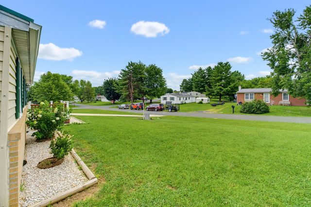 5834 BROAD ST, Mt Jackson, VA 22842