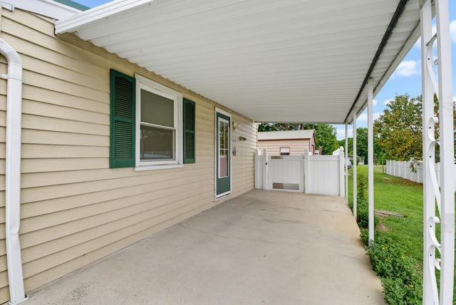 5834 BROAD ST, Mt Jackson, VA 22842