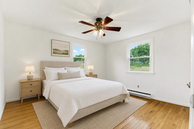 5834 BROAD ST, Mt Jackson, VA 22842