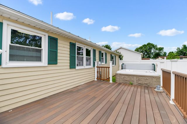 5834 BROAD ST, Mt Jackson, VA 22842