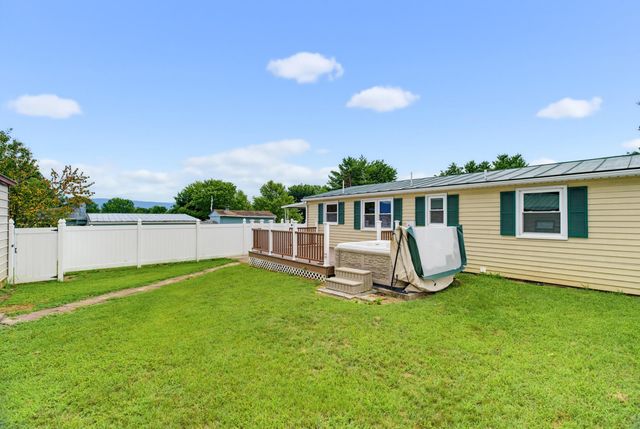 5834 BROAD ST, Mt Jackson, VA 22842