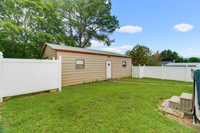 5834 BROAD ST, Mt Jackson, VA 22842