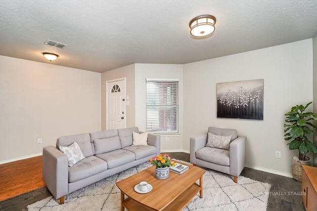 5293 Chessie Circle, Haltom City, TX 76137