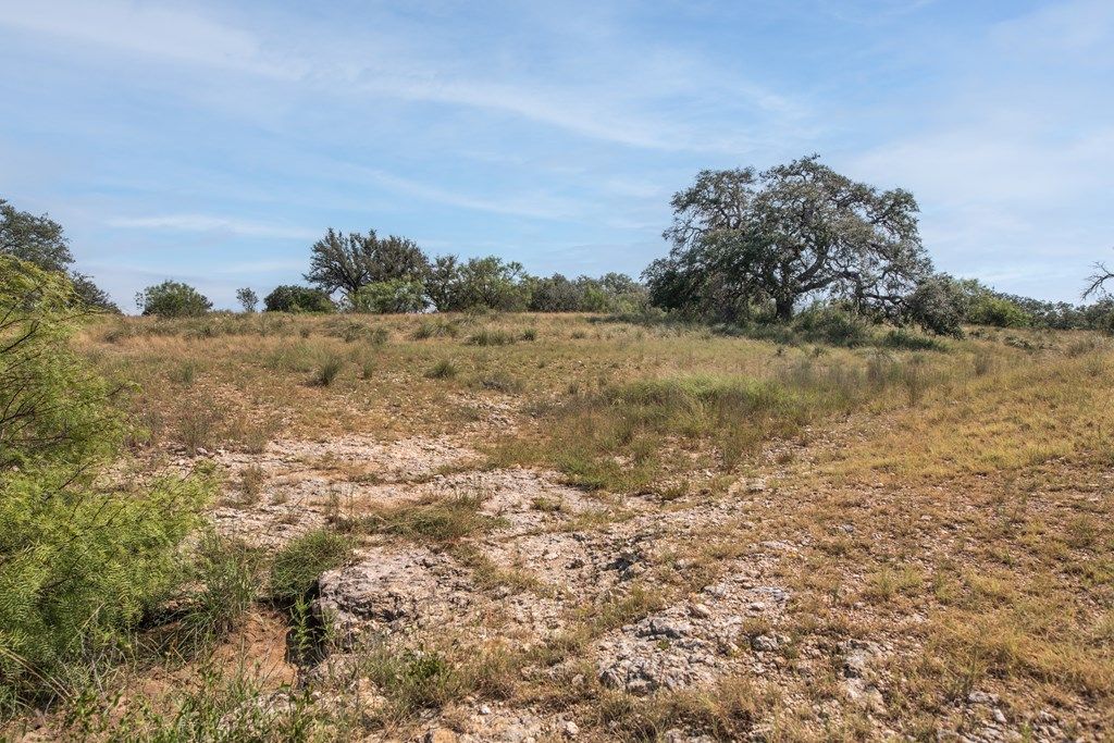 Image 3 of property listing at 2250 Buck Ridge, Melvin, TX 76858