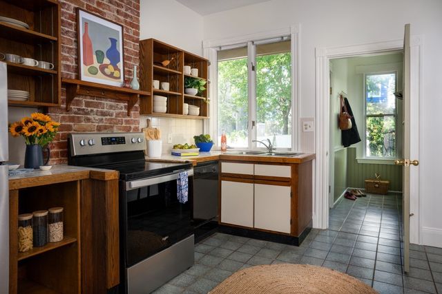 199-201 Hamilton Street 2, Cambridge, MA 02139