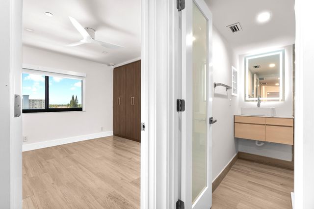 665 SE 21st Avenue Ph501, Deerfield Beach, FL 33441