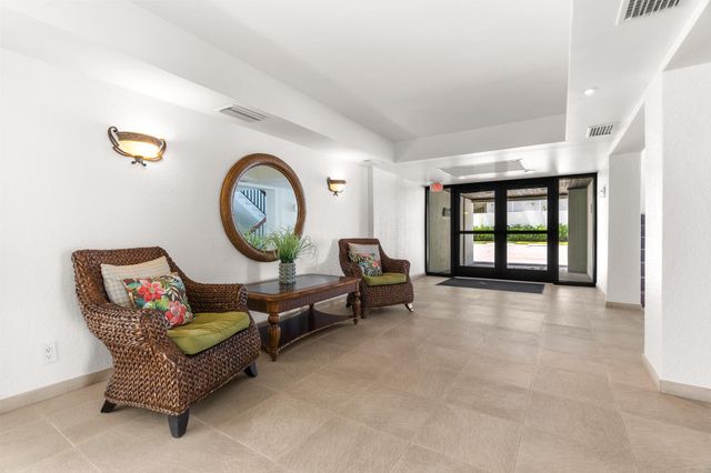 665 SE 21st Avenue Ph501, Deerfield Beach, FL 33441