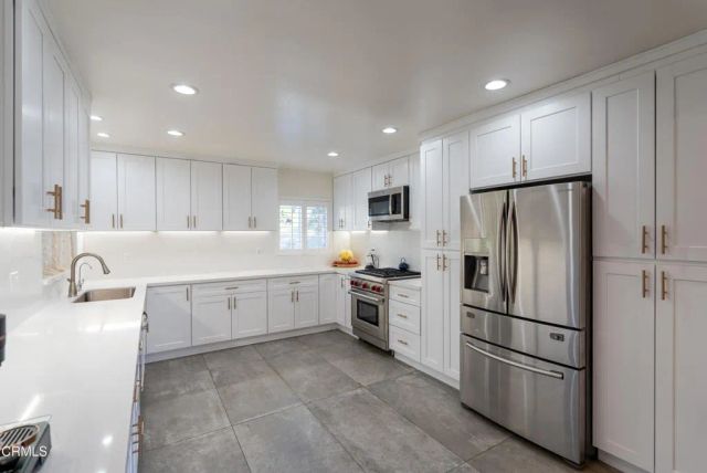 13615 Herrick Avenue, Los Angeles, CA 91342