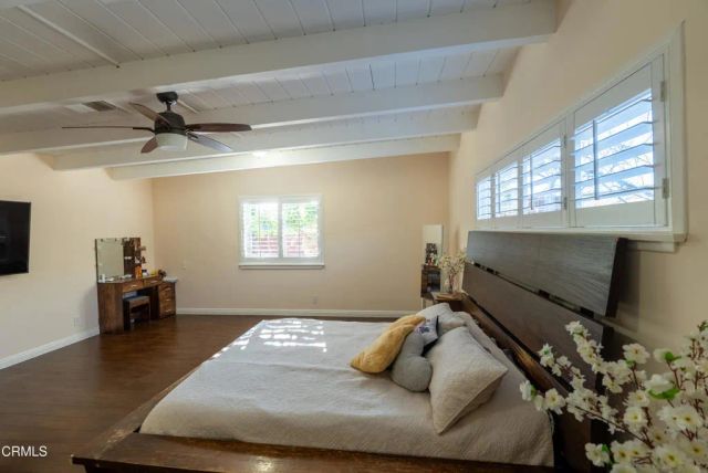 13615 Herrick Avenue, Los Angeles, CA 91342