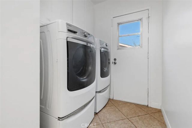 3813 Eddingham, Calabasas, CA 91302