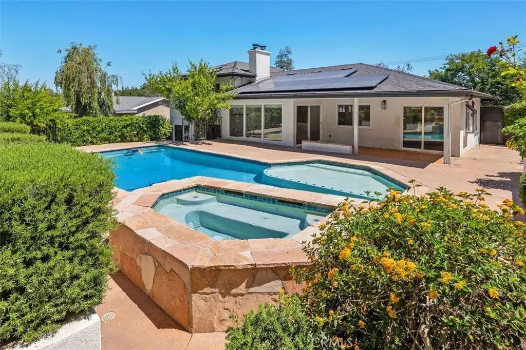 3813 Eddingham, Calabasas, CA 91302