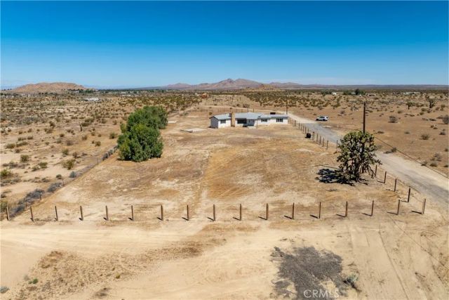 18531 E Palmdale Boulevard, Palmdale, CA 93591