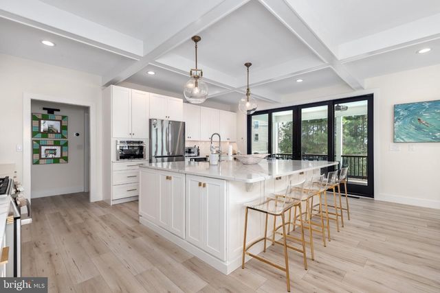 421 SALT POND RD, Bethany Beach, DE 19930