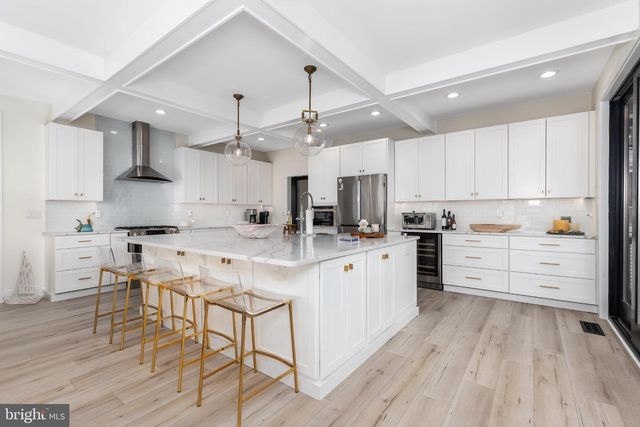 421 SALT POND RD, Bethany Beach, DE 19930