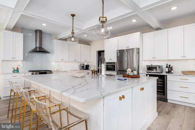 421 SALT POND RD, Bethany Beach, DE 19930