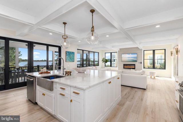 421 SALT POND RD, Bethany Beach, DE 19930