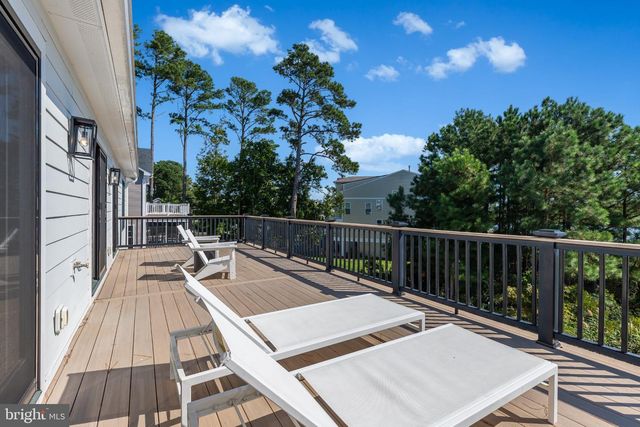 421 SALT POND RD, Bethany Beach, DE 19930