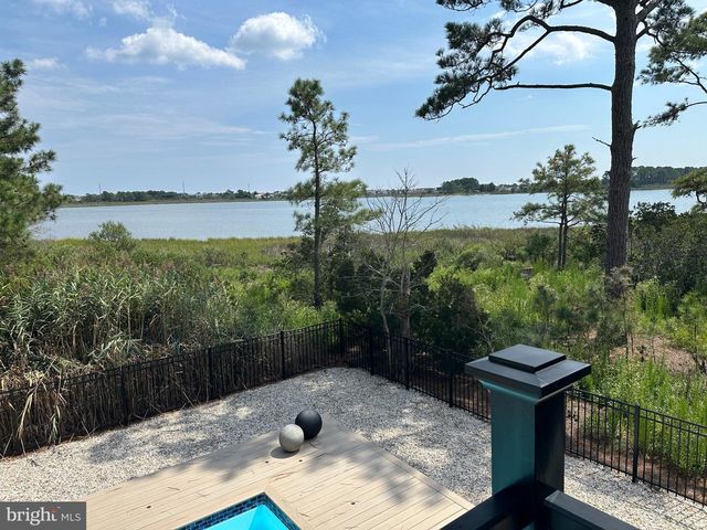 421 SALT POND RD, Bethany Beach, DE 19930