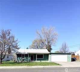 1405 Francis Avenue, Walla Walla, WA 99362