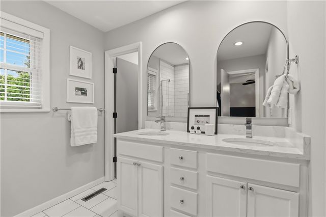 1535 Harold Street, Fayetteville, AR 72703