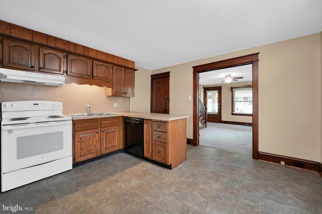 37-39 MECHANIC ST, Reinholds, PA 17569