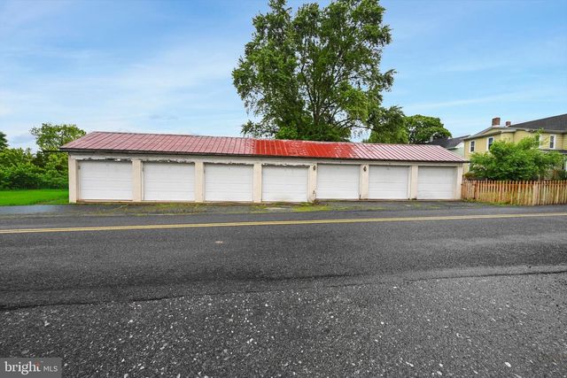 37-39 MECHANIC ST, Reinholds, PA 17569