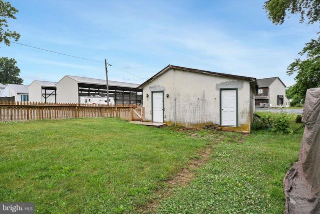 37-39 MECHANIC ST, Reinholds, PA 17569