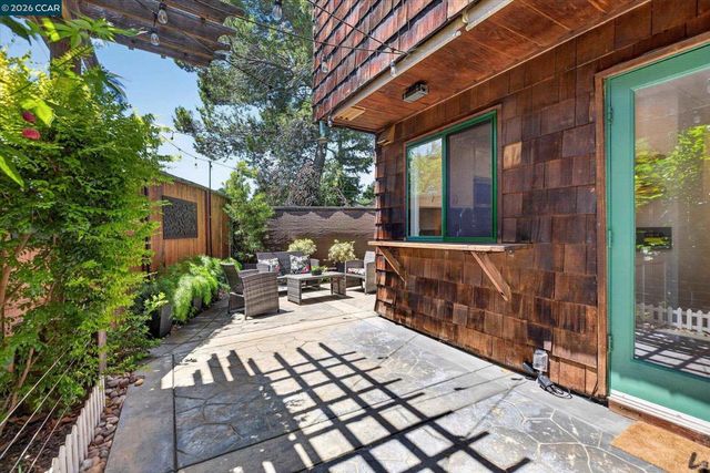2340 Westcliffe Ln L, Walnut Creek, CA 94597