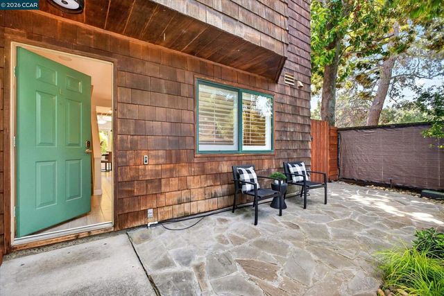 2340 Westcliffe Ln L, Walnut Creek, CA 94597