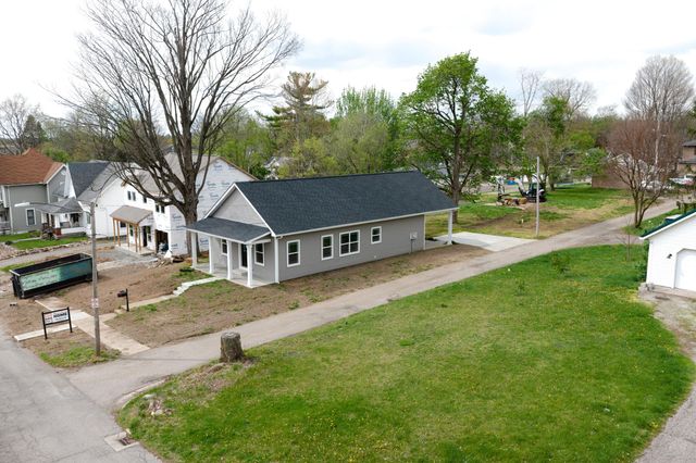 517 E Chillicothe Avenue 517 E Chillicothe Avenue, Bellefontaine, OH 43311