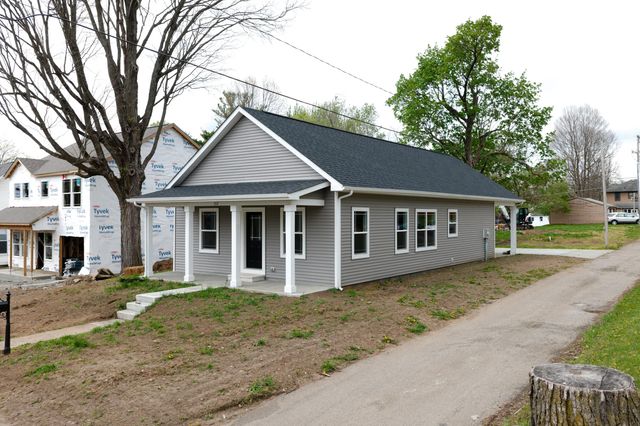 517 E Chillicothe Avenue 517 E Chillicothe Avenue, Bellefontaine, OH 43311