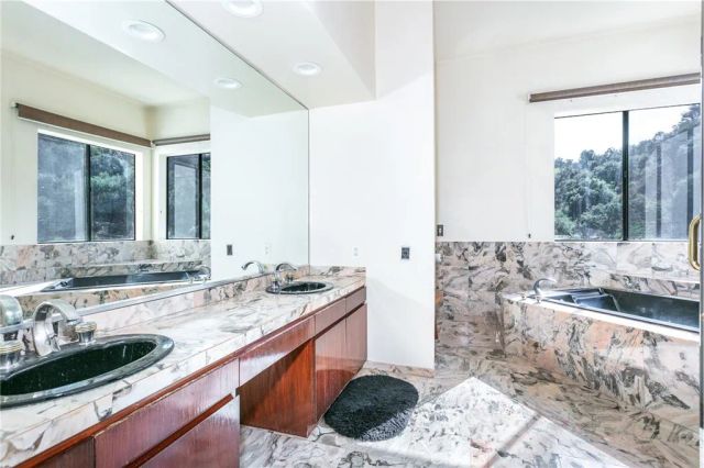 3965 Alta Mesa, Studio City, CA 91604