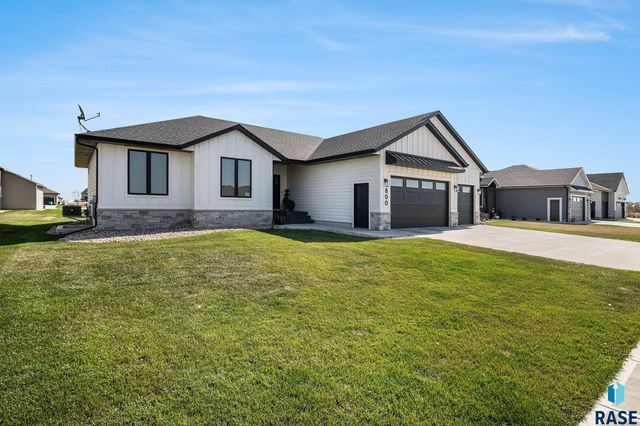 800 S James Ave Avenue, Tea, SD 57064