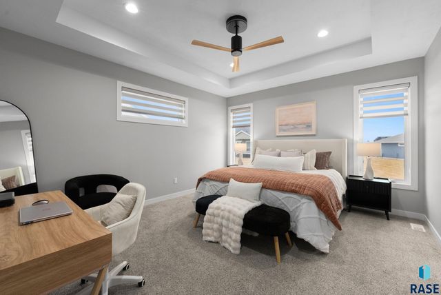 800 S James Ave Avenue, Tea, SD 57064